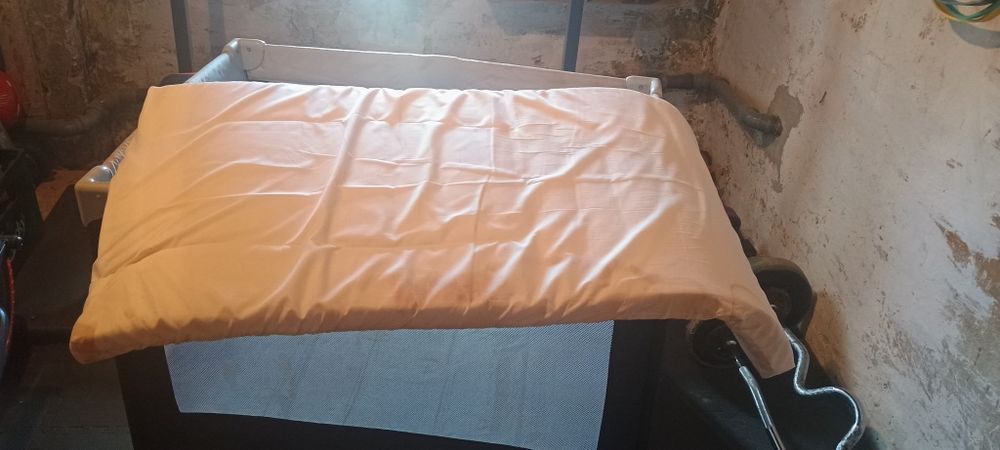 Łóżeczko turystyczne