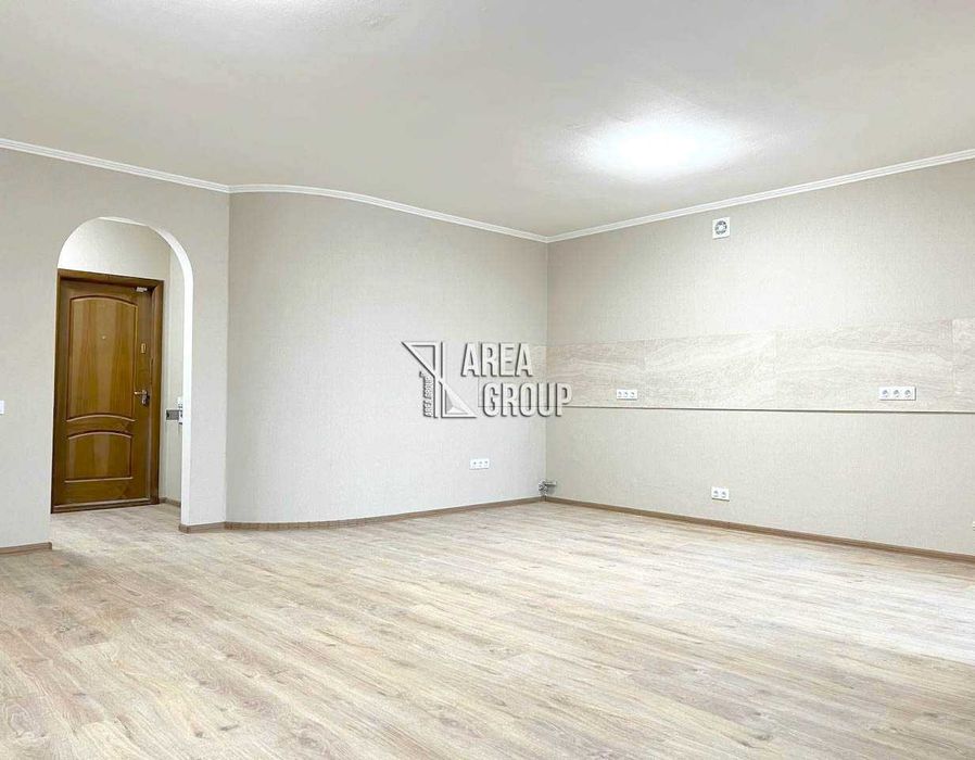 Центр! 1-кімнатна квартира-студія з ремонтом в самому центрі міста