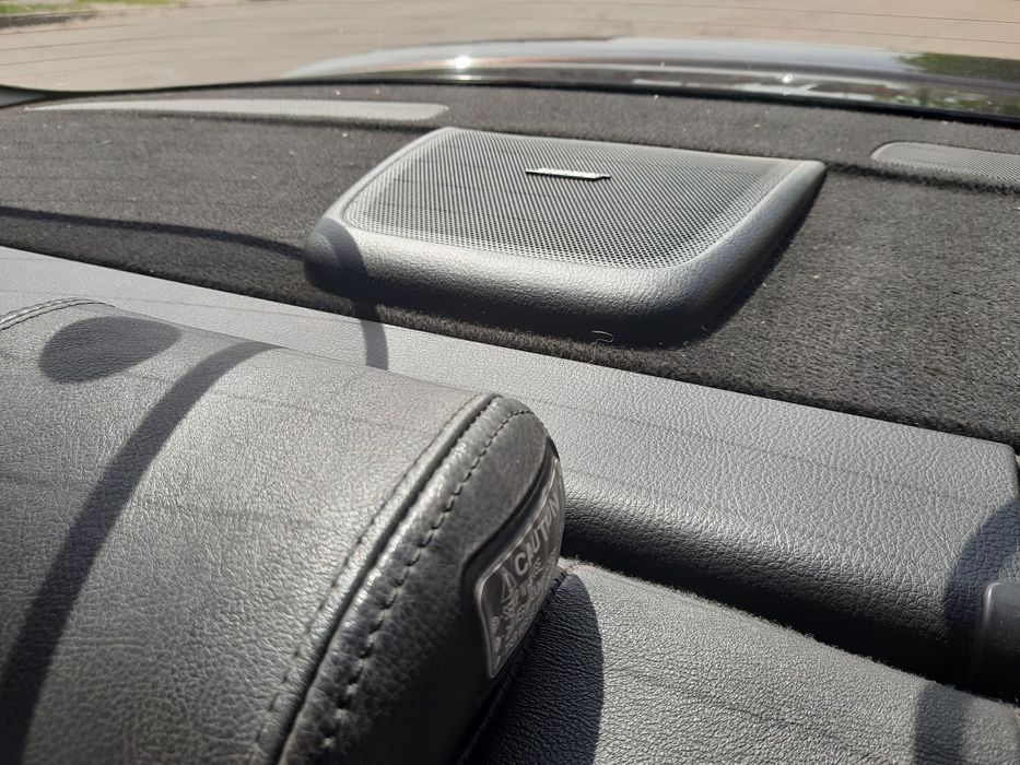 Автомобіль мазда