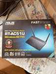 Router ASUS RT-AC51U