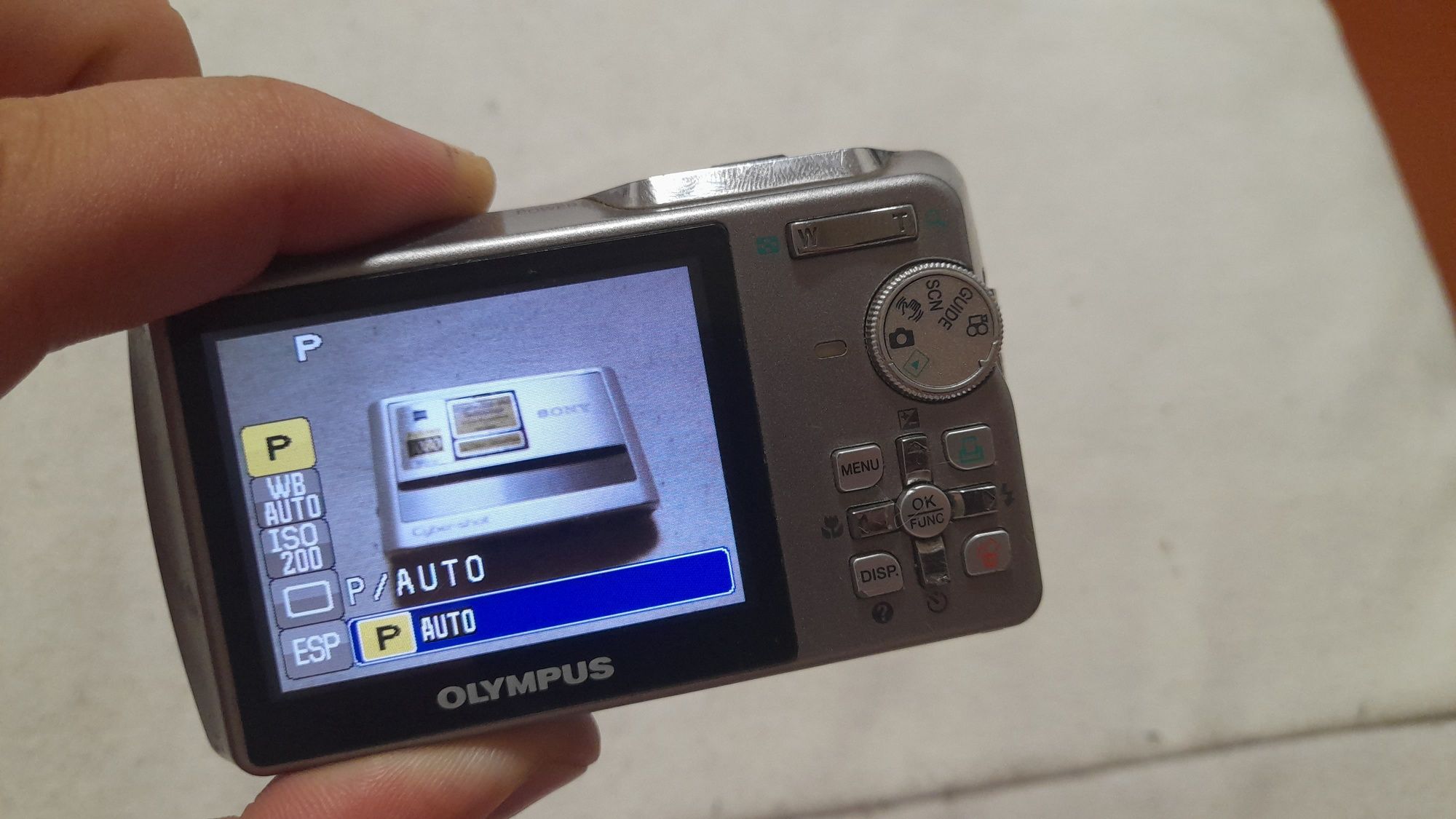 продам фотоаппарат olympus miu 740