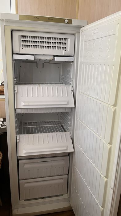 Морозильна камера