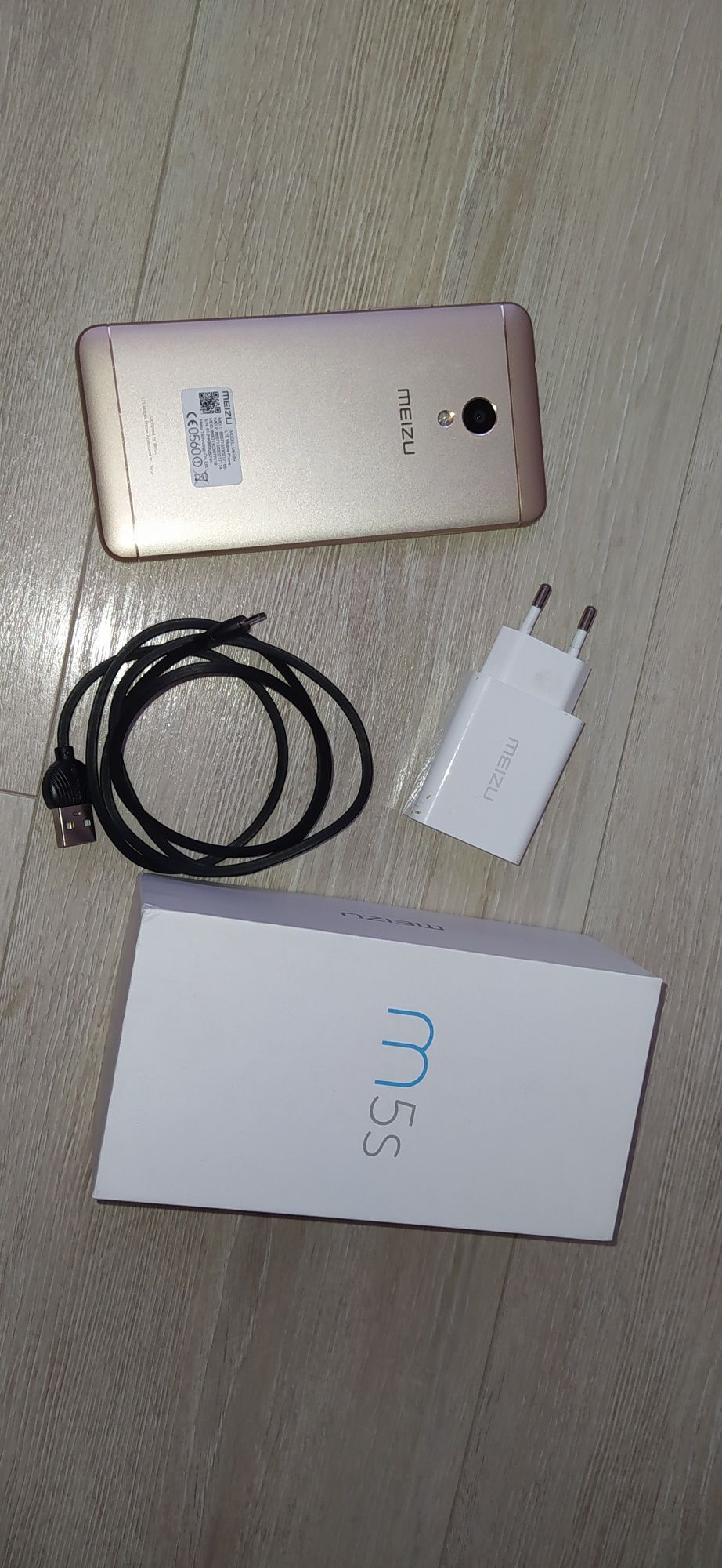 Продам Meizu M5S