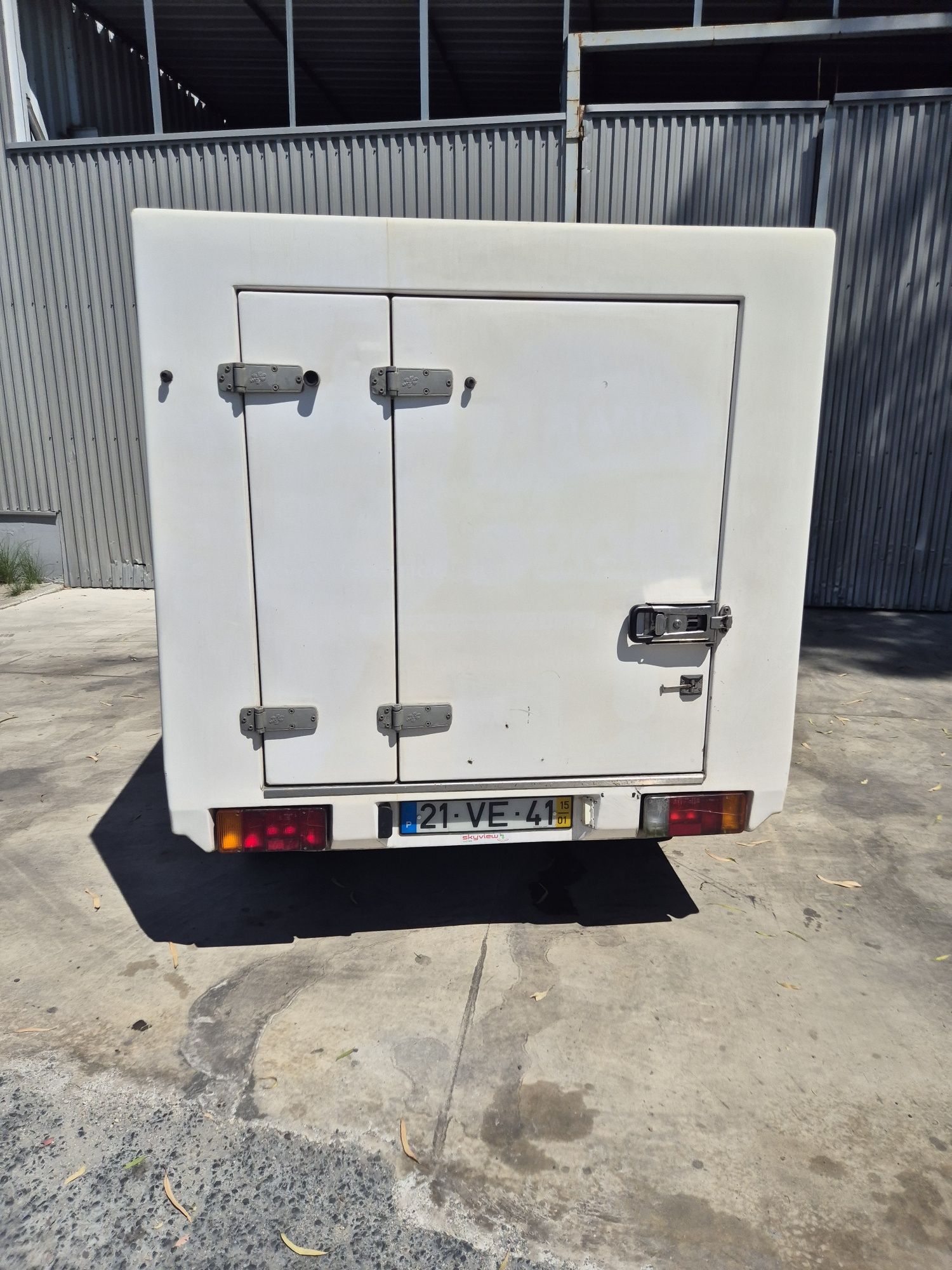 Partner 110 cv Frio - 18 com parque 220 V