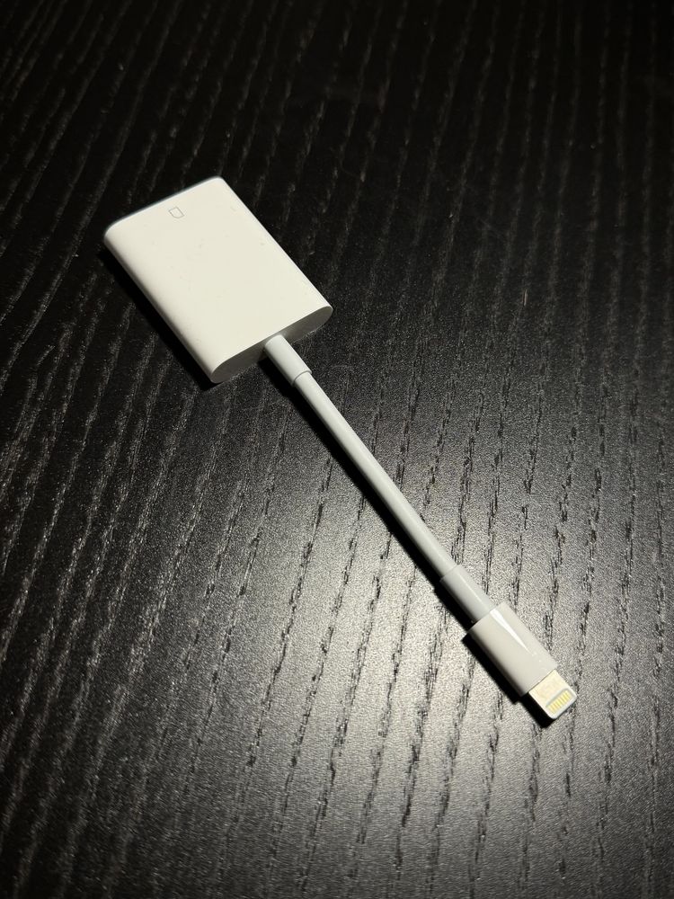 Apple Adaptador Lightning para Cartão SD