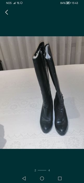 Botas pretas+dois botins pretos de camursa tam. 36