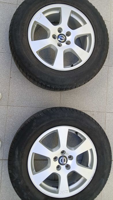 Jantes originais volvo xc 60 dezembro 2010 com pneus e tampa central