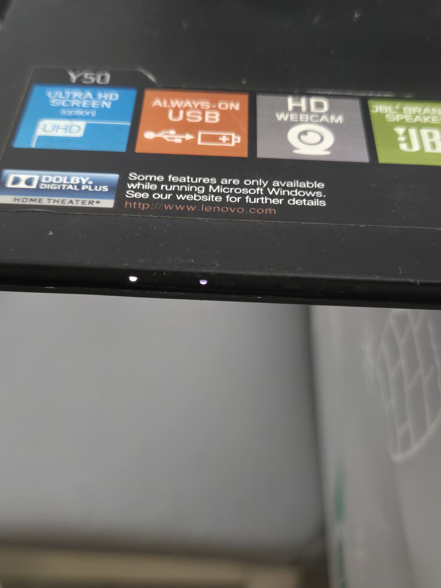 Portátil Gaming LENOVO Y50-70,com avaria