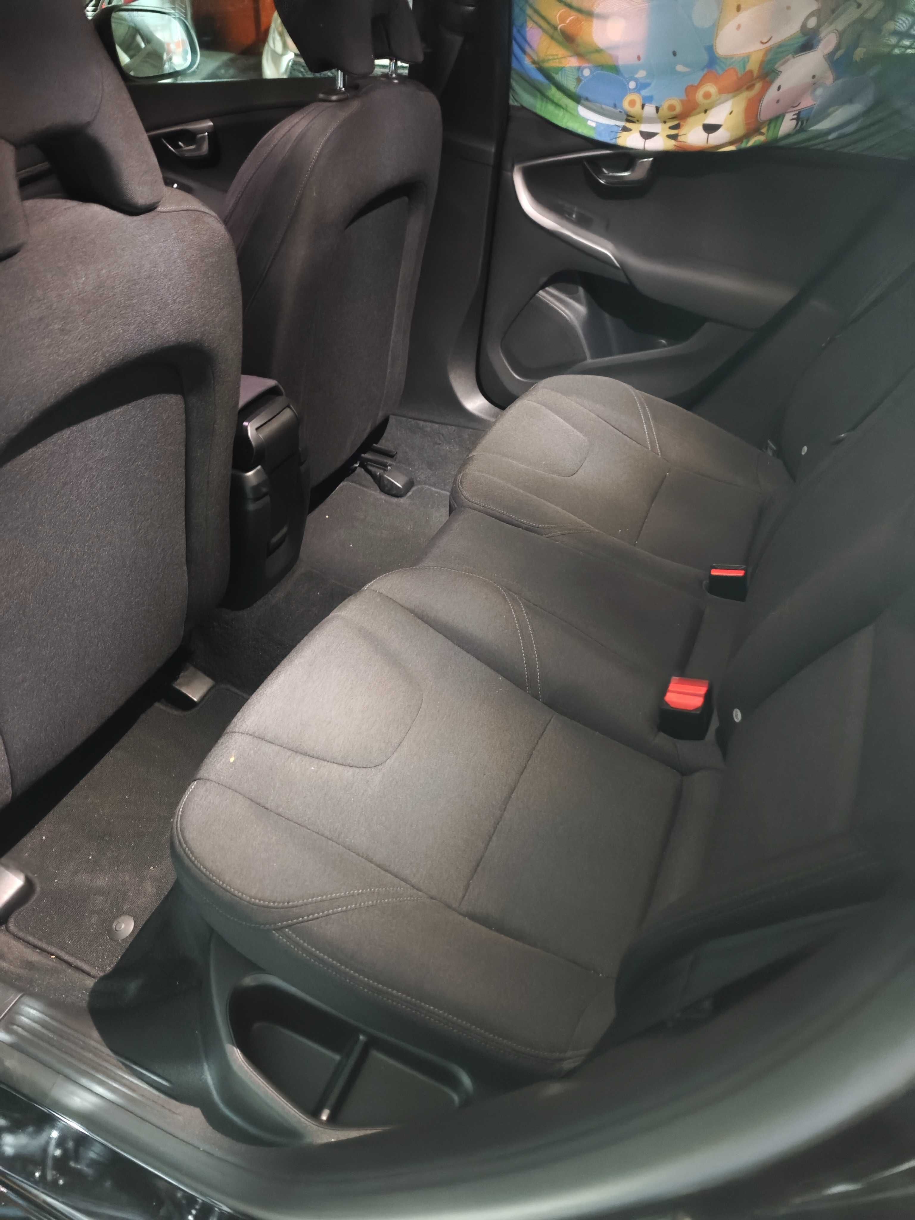 Volvo V40 T3 automático
