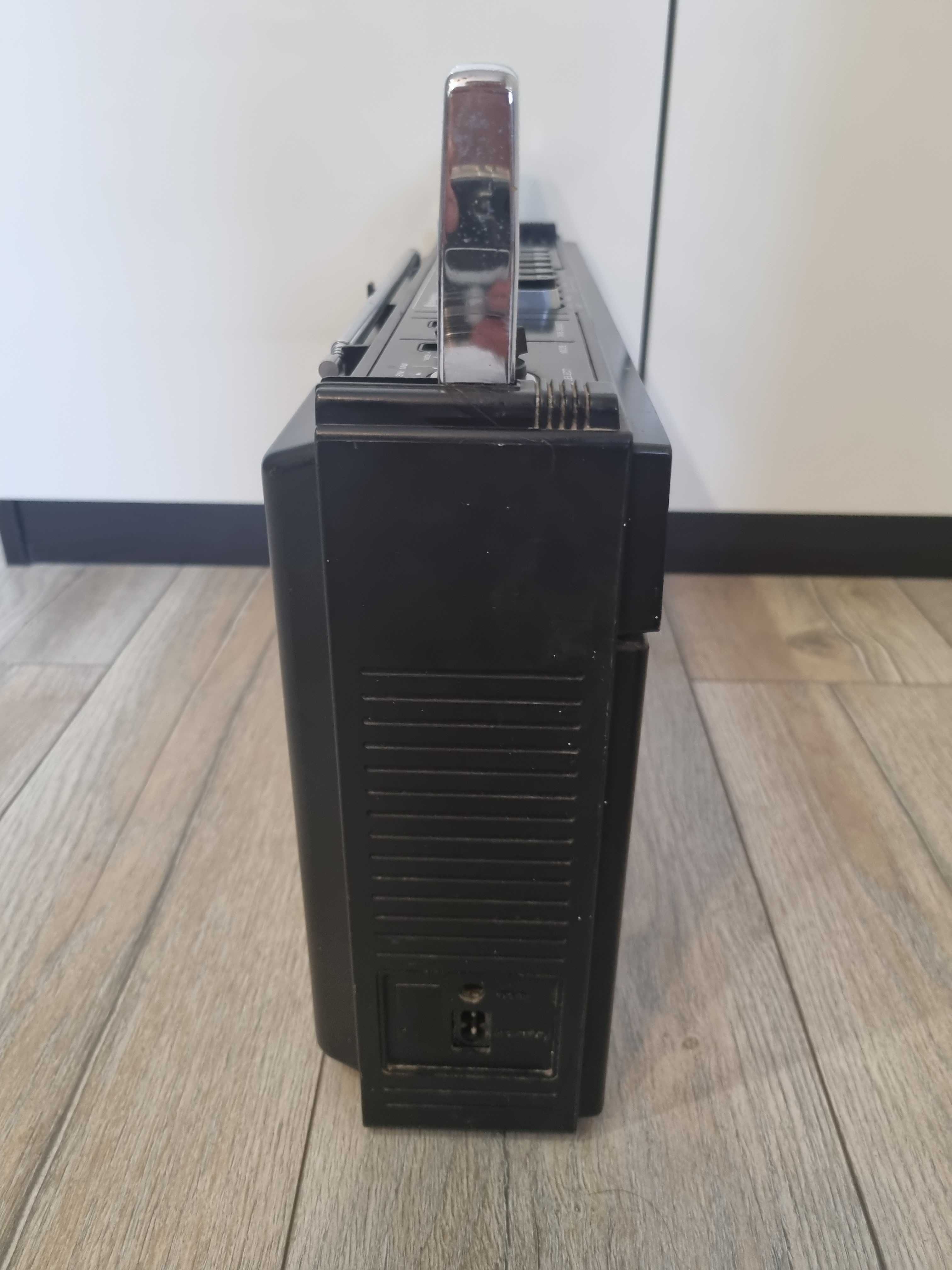 radiomagnetofon SANYO M 4500