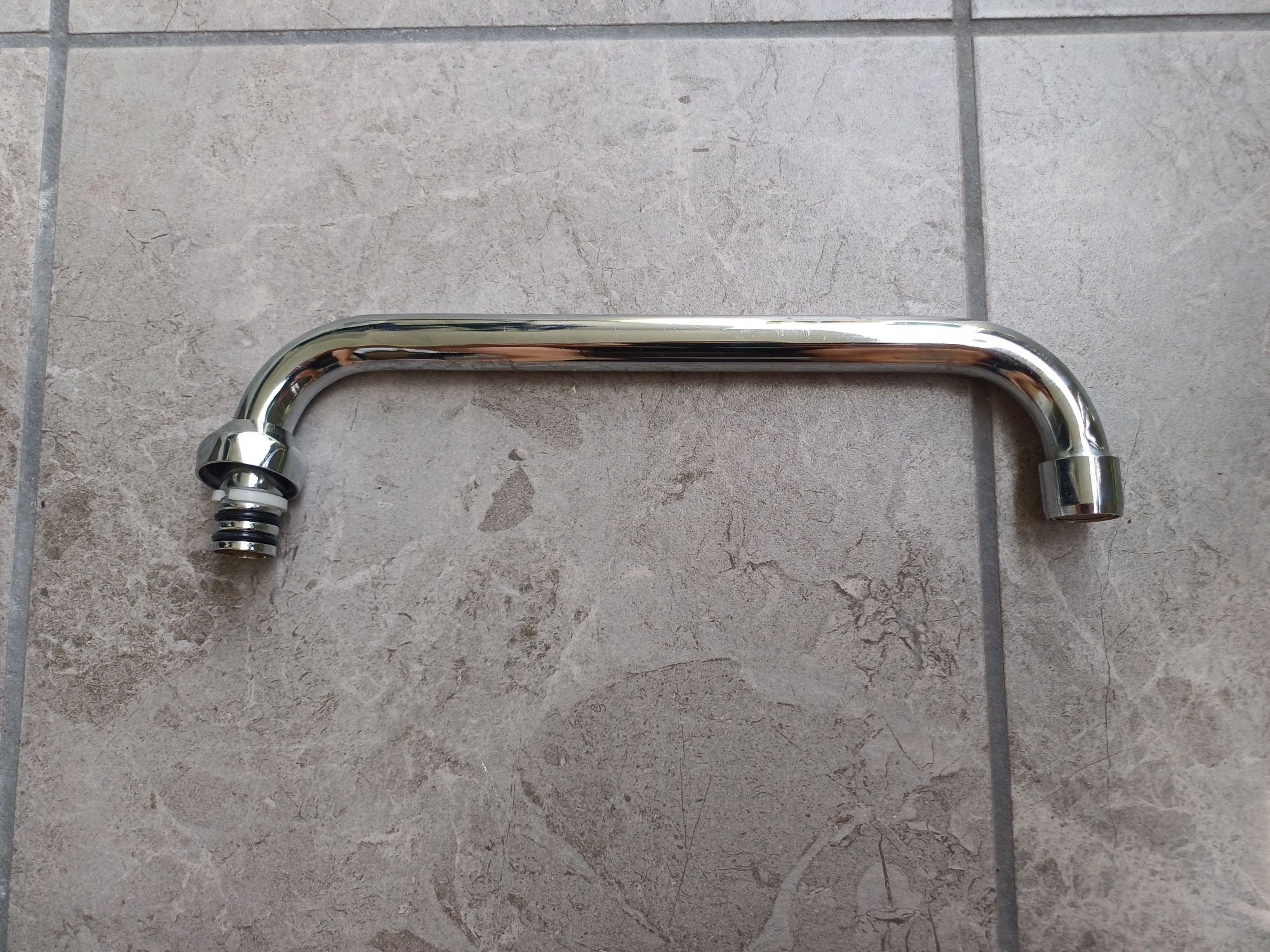 Wylewka 3/4 do baterii dł. 25 cm NOWA