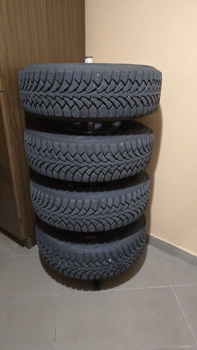 Koła z oponami zimowymi 185/65/15 Profil Alpiner 7,5 mm - jak nowe