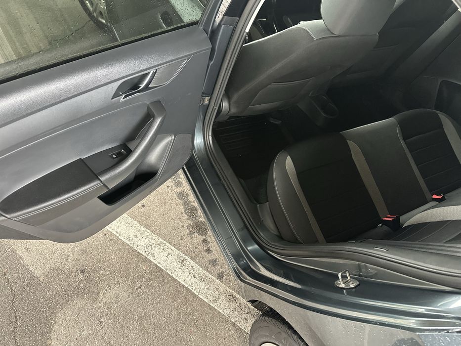 Продам шкода рапид 1.6 mpi