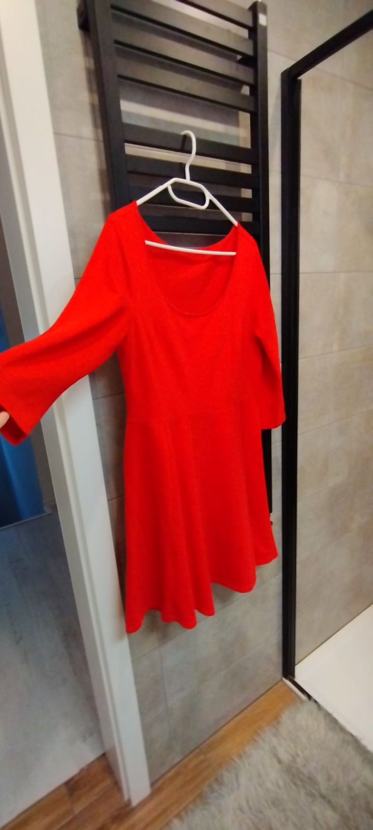 Sukienka czerwona l