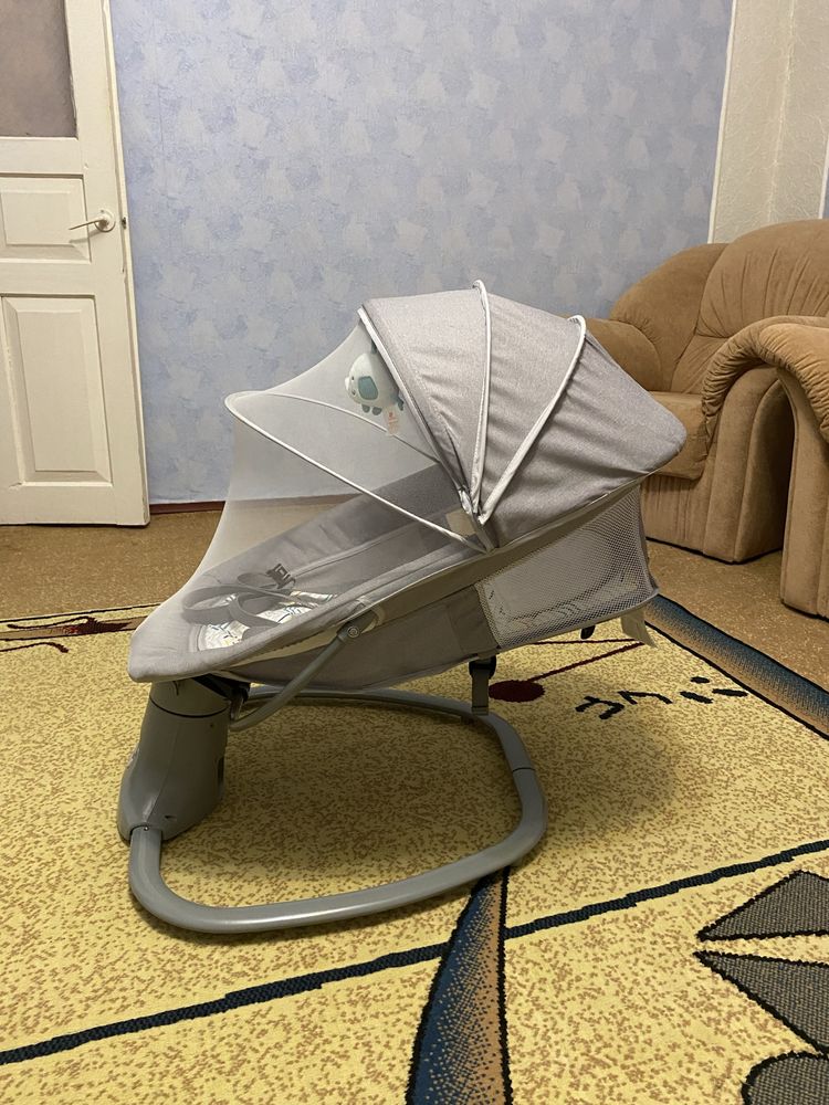 Продам центр-гойдалку