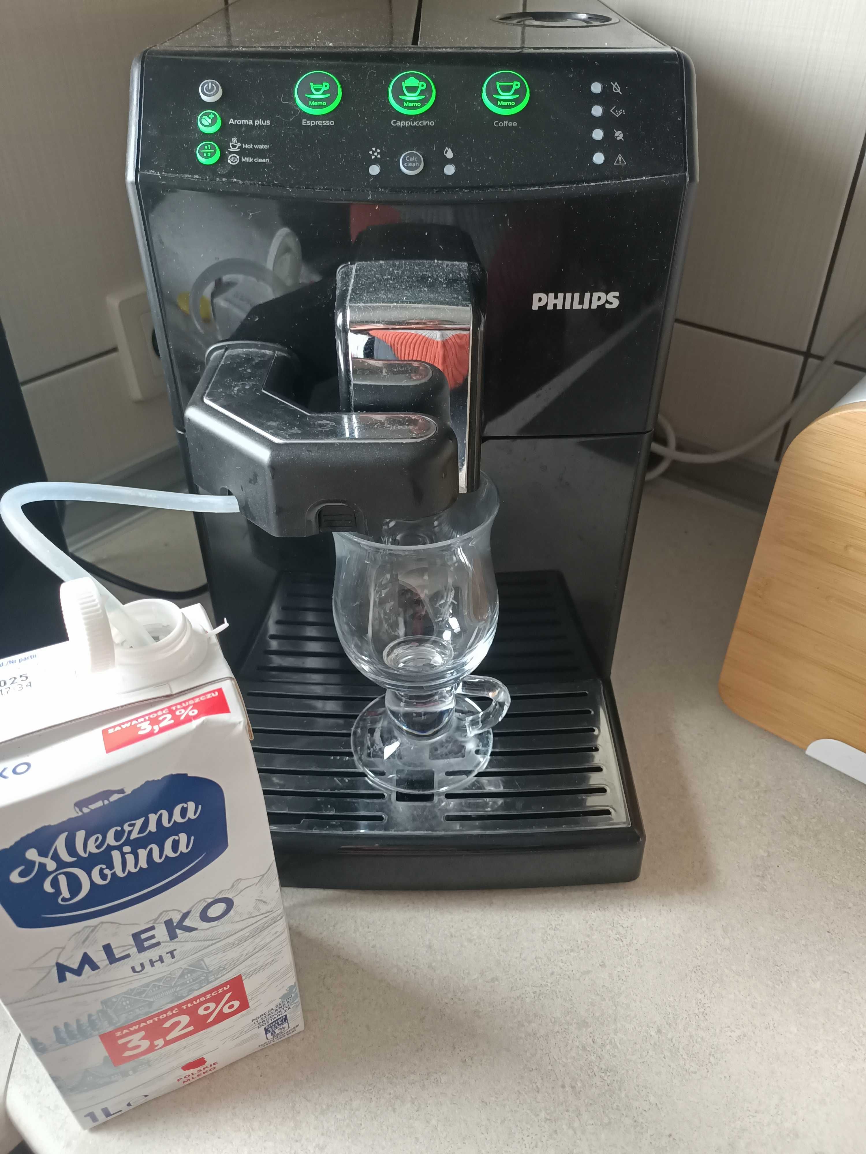 Ekspres do kawy Philips HD8829 cappuccino ciśnieniowy automatyczny
