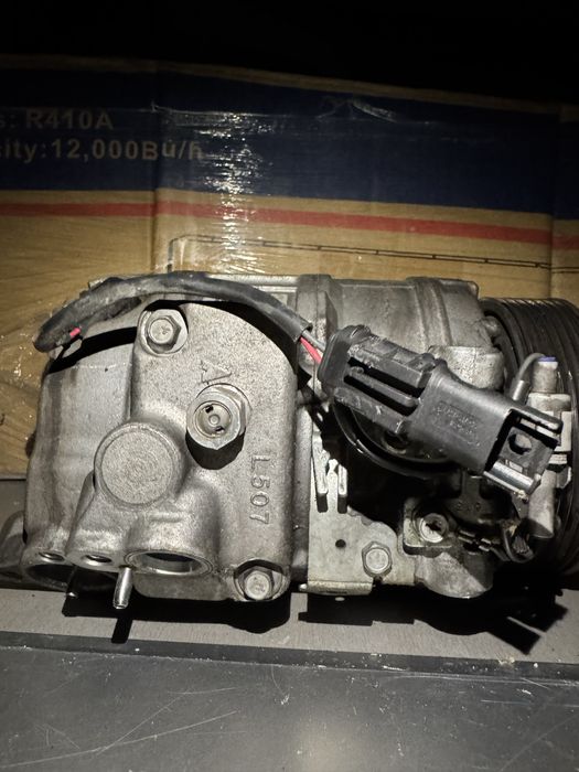 BMW X6 E71 40dX N57S — Compressor AC avariado + Alternador (Peças)