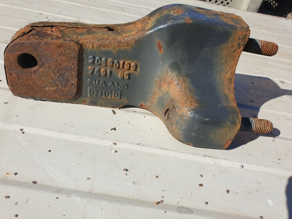 Wspornik akumulatora Volvo fh4