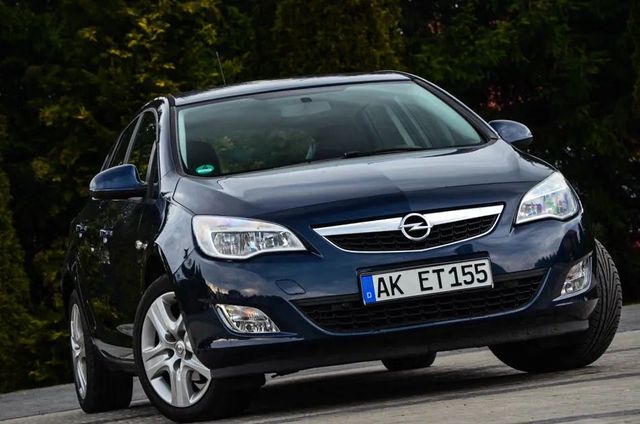 Opel Astra 1,4 turbo, 140KM, klimatyzacja, tempomat, stan bdb, z DE