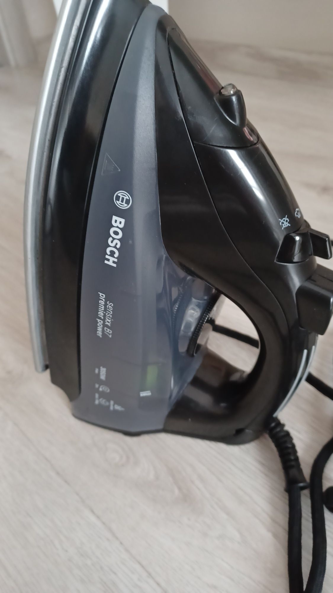 Zelazko Bosch Sensixx B7
