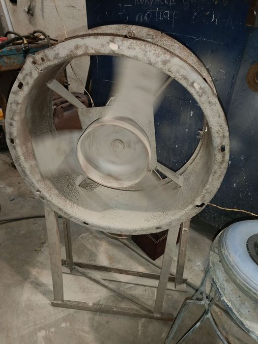 Вытяжка улитка б/у