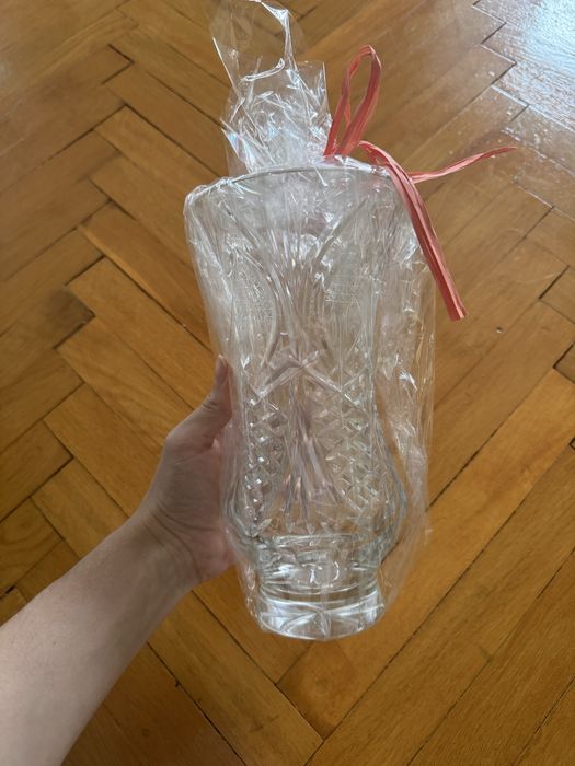 Ваза хрустальна нова