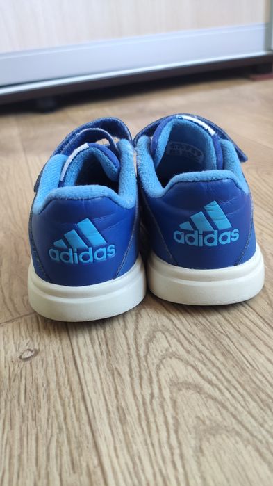 Кросівки Adidas 27