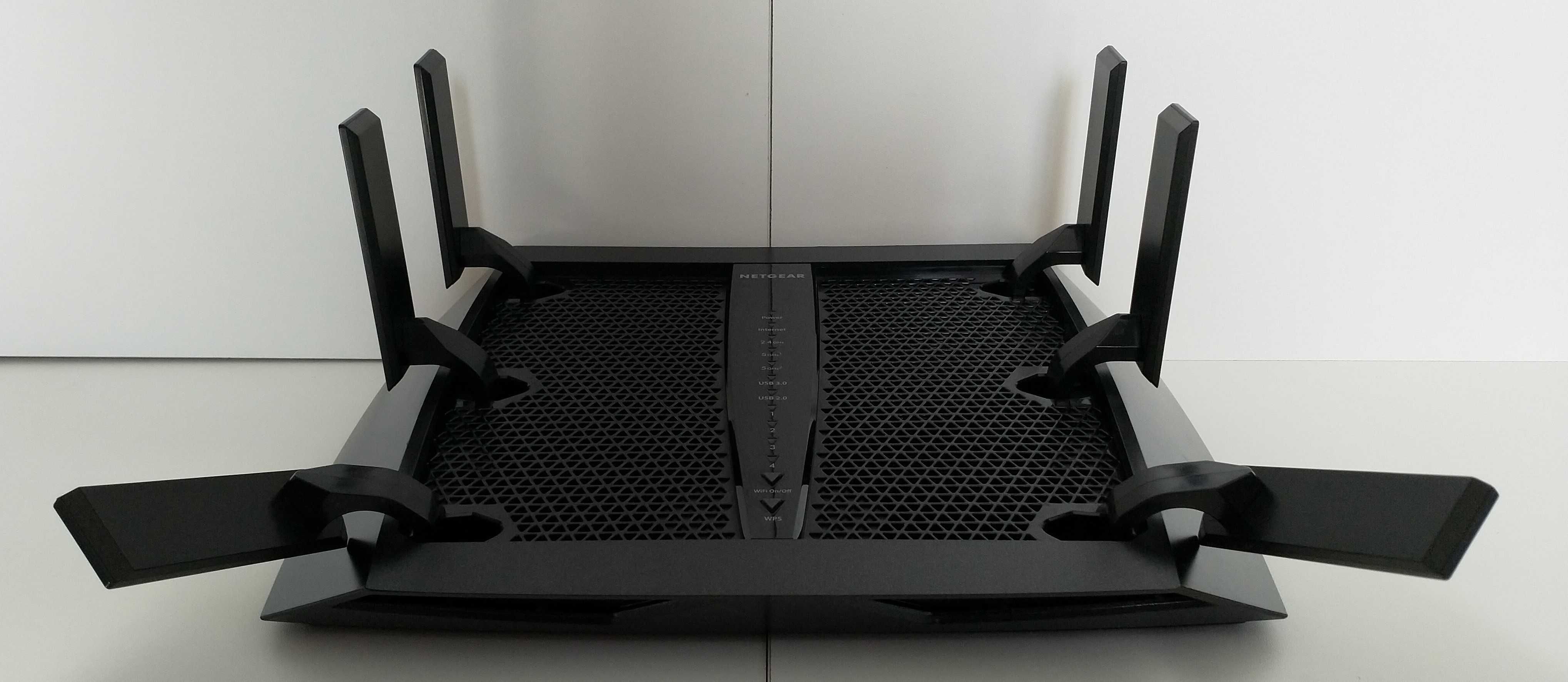 NETGEAR Nighthawk® X6 R8000 AC3200 WiFi роутер