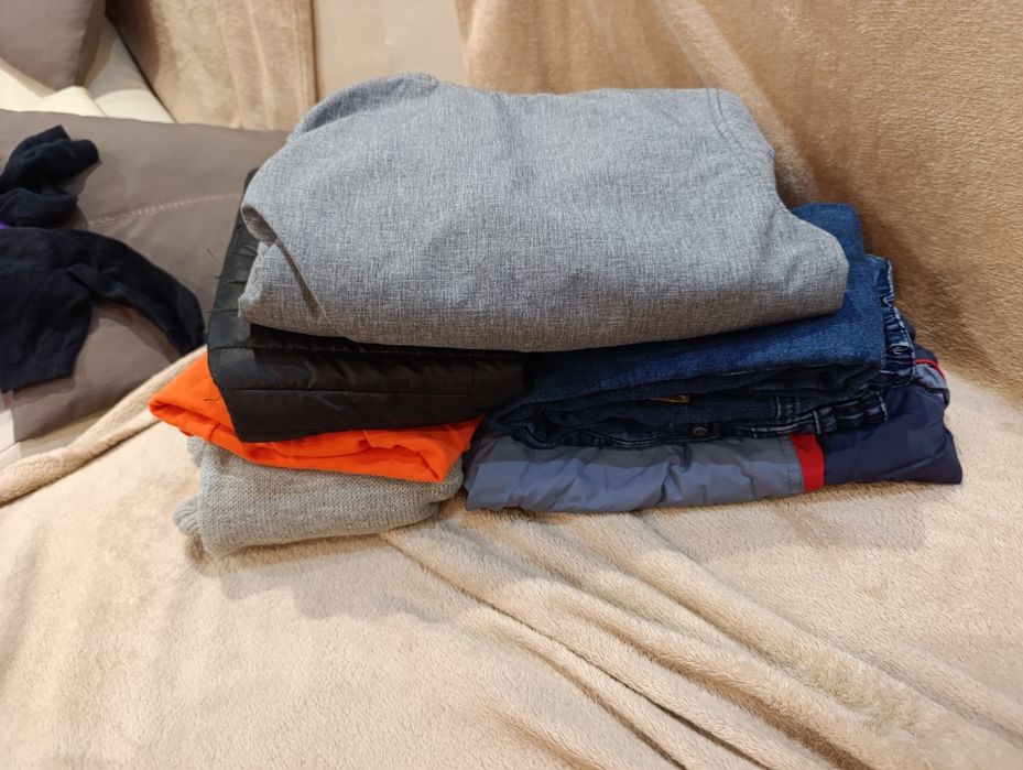 Продам пакет вещей на осень для мальчика рост 86-106