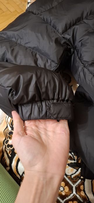 Жіноча зимова куртка