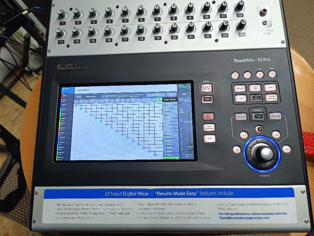 Sprzedam Touchmix 30 pro