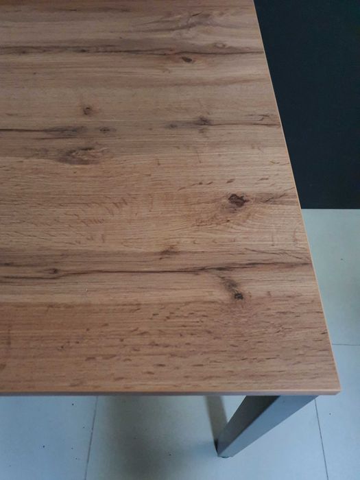 STÓŁ 80x80 z metalowym stelażem