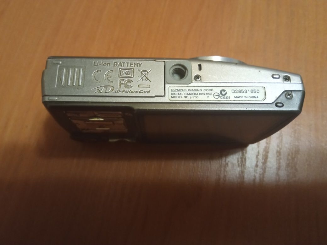 Фотоаппарат "OLYMPUS" M780(проблемный),без карты памяти.