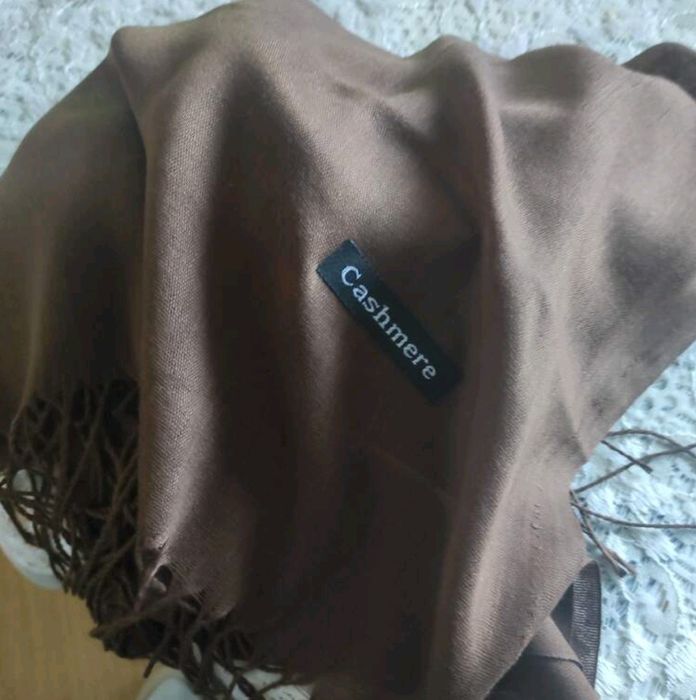 Nowy kaszmirowy szal szalik brąz czekoladowa 190 x 70