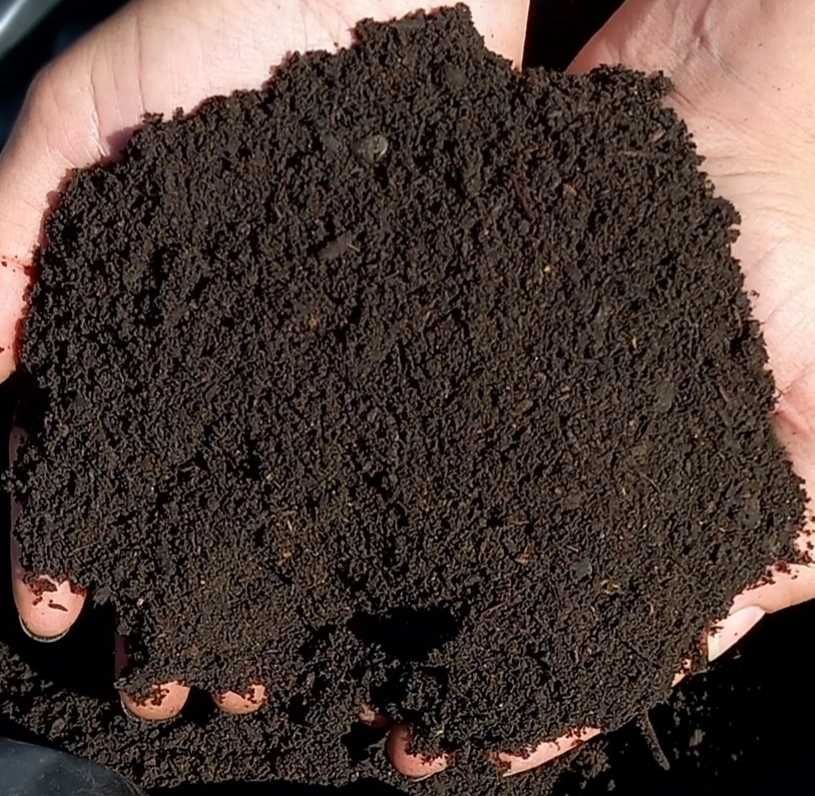 Torf odkwaszony podłoże trawnikowe 50L.