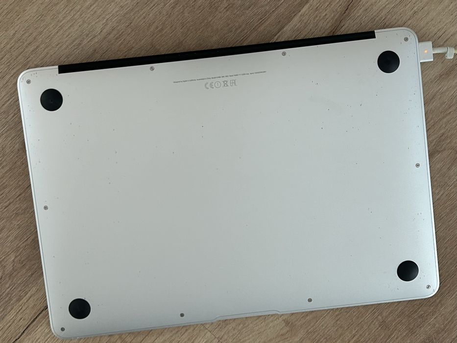 Macbook Air 13’ i5