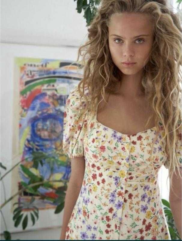 Сукня        Zara