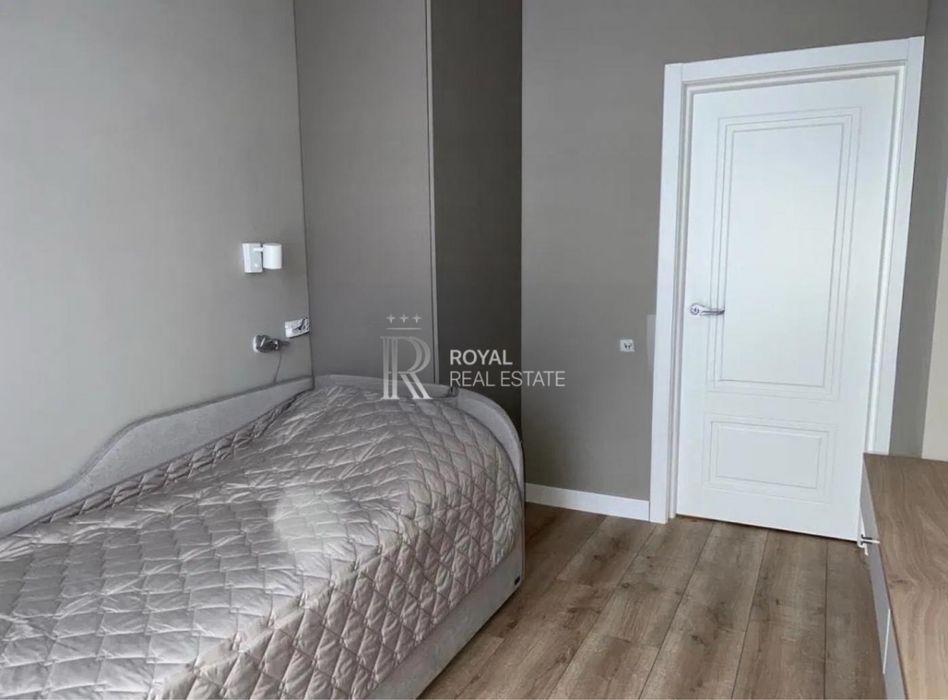 Оренда 3-х квартиры Лейпцизька 13А