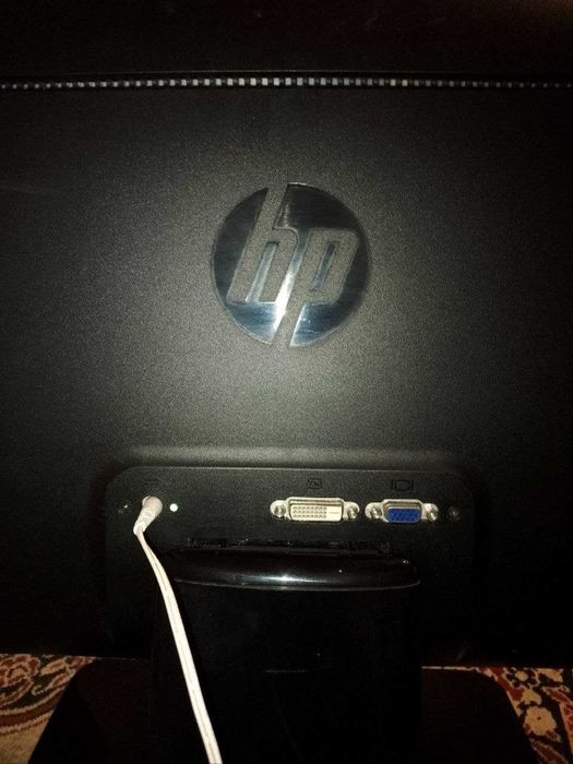Монітор HP 2211x