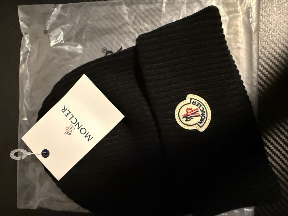 Czapka Moncler Zimowa