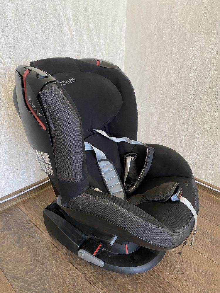 Автокресло Maxi-Cosi Tobi