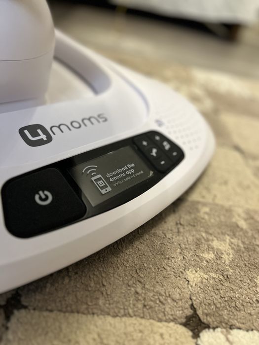 4moms колисальний центр