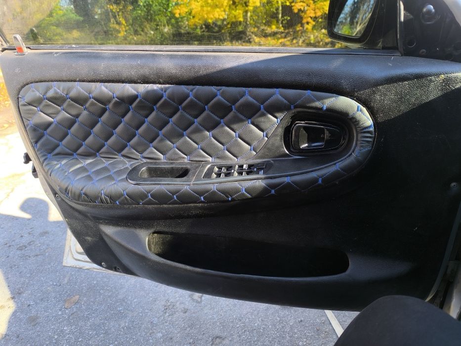 Автомобіль Део Нексія