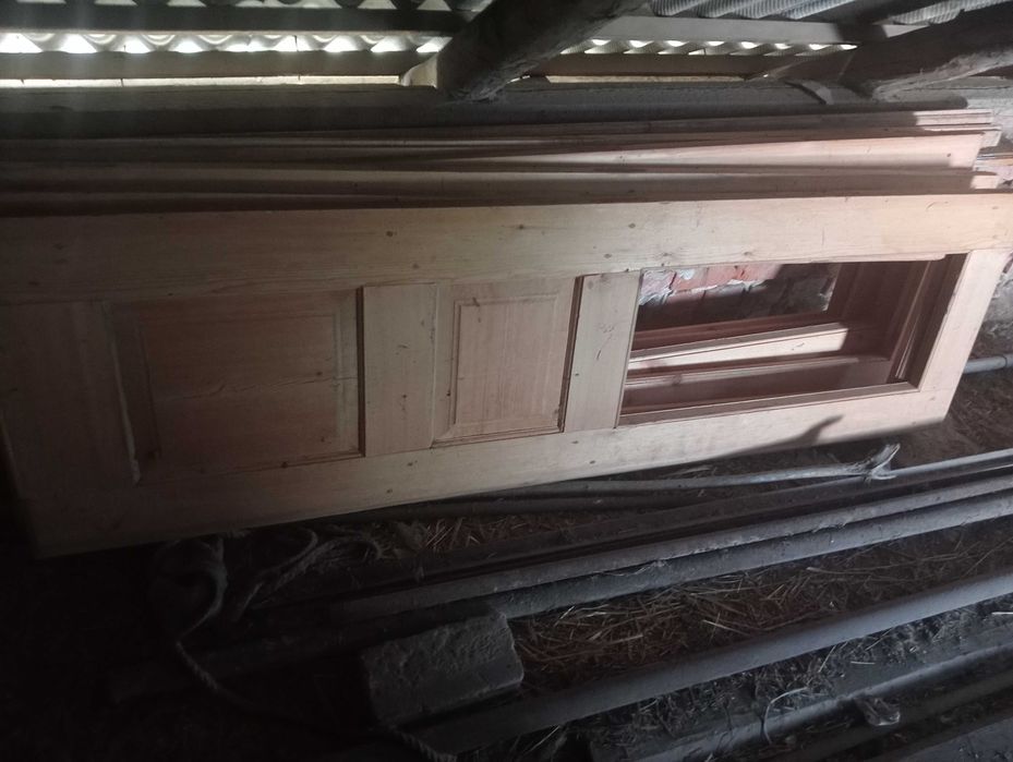 Продам дерев'яні двері нові