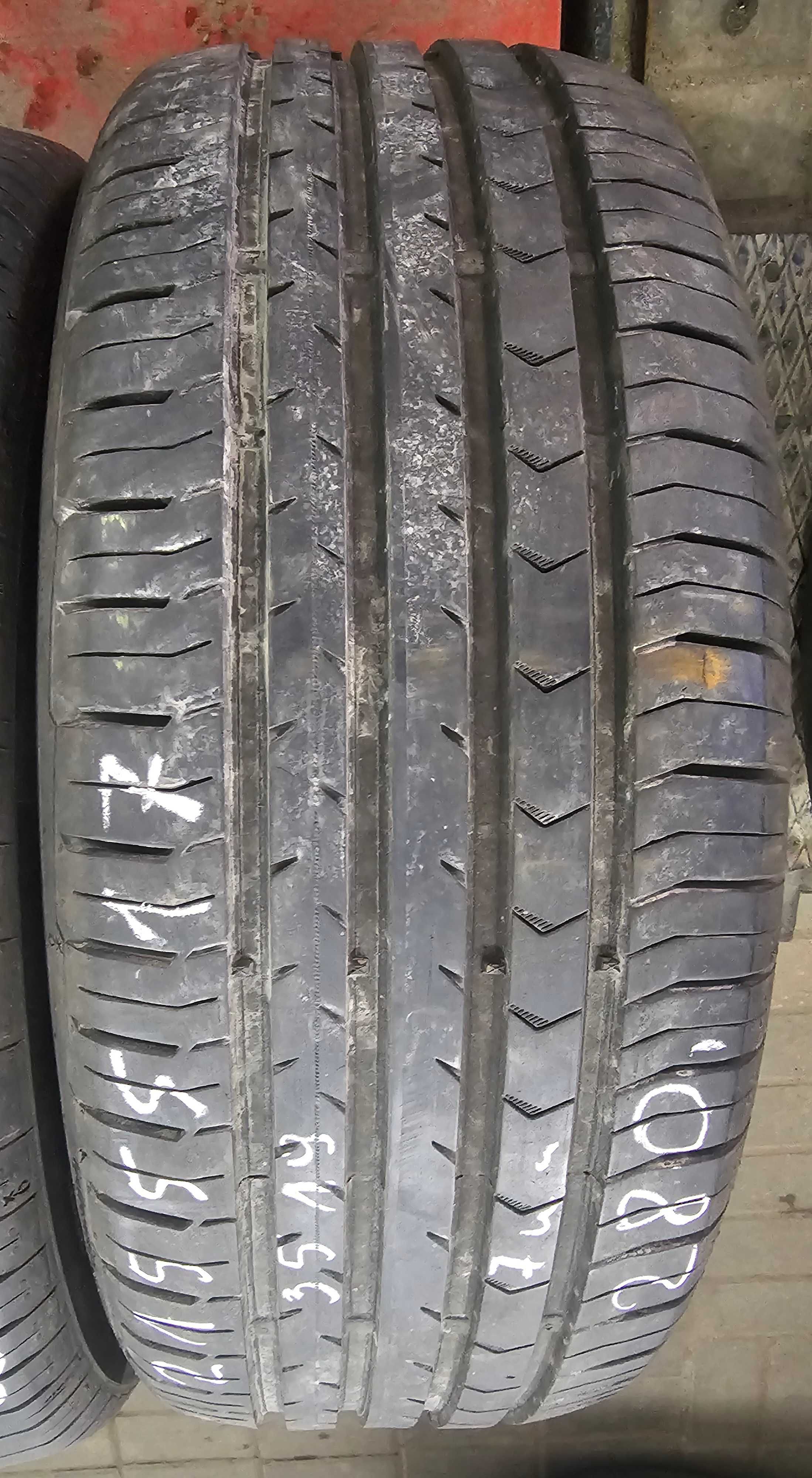 215/55R17 Continental Conti Premium Contact 5 Conti Seal Lato