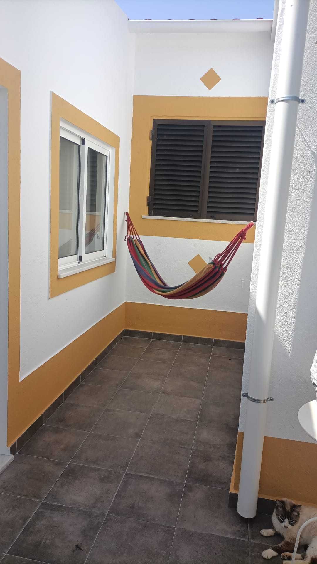 Moradia T2 +1 Remodelada Santarem-Mouriscas
