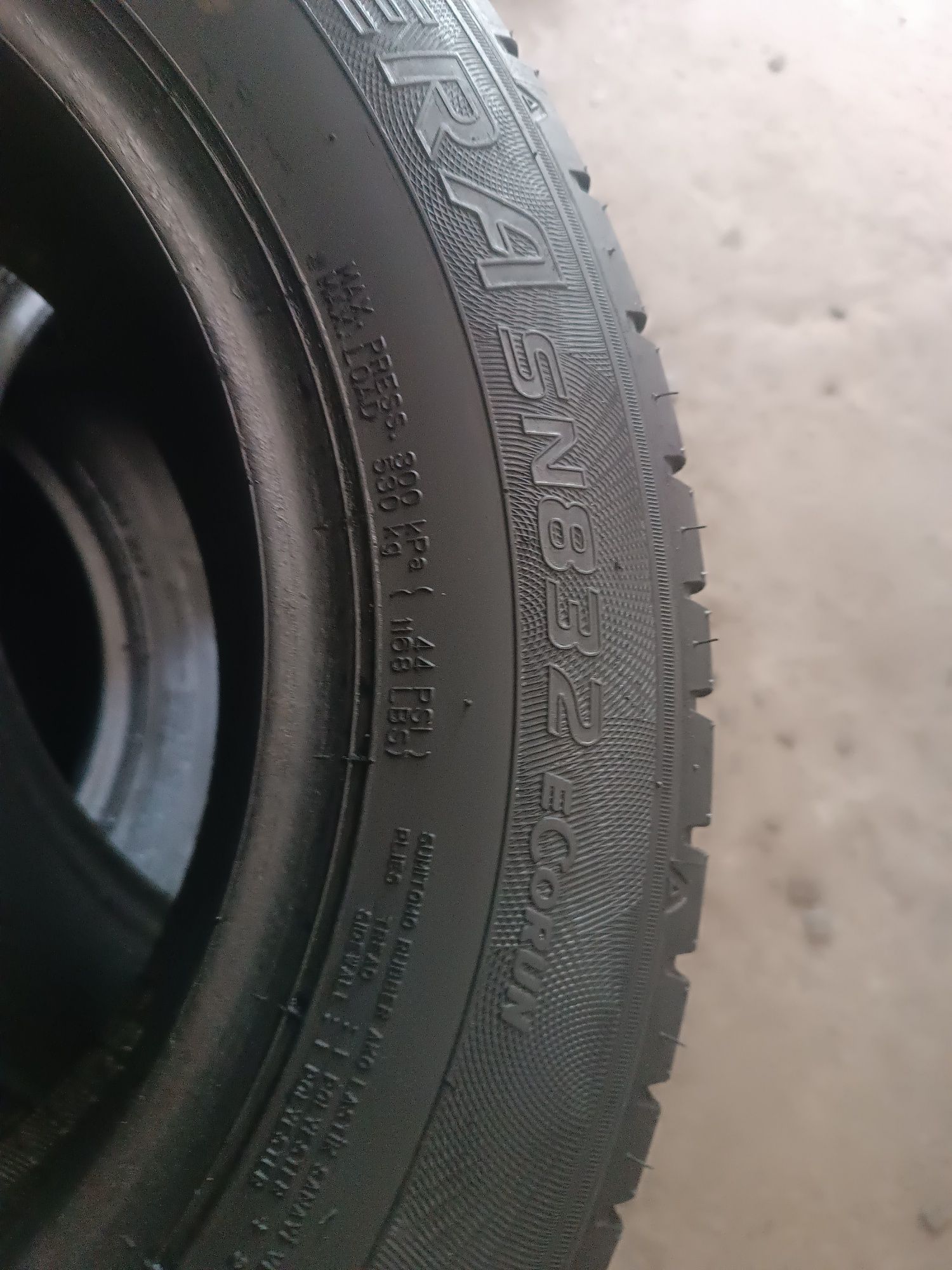 Sprzedam bardzo ładne Opony Falken 185/65 r14