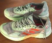 Sapatilhas adidas de homem, dedesporto em estado razoável n°42, 50 .