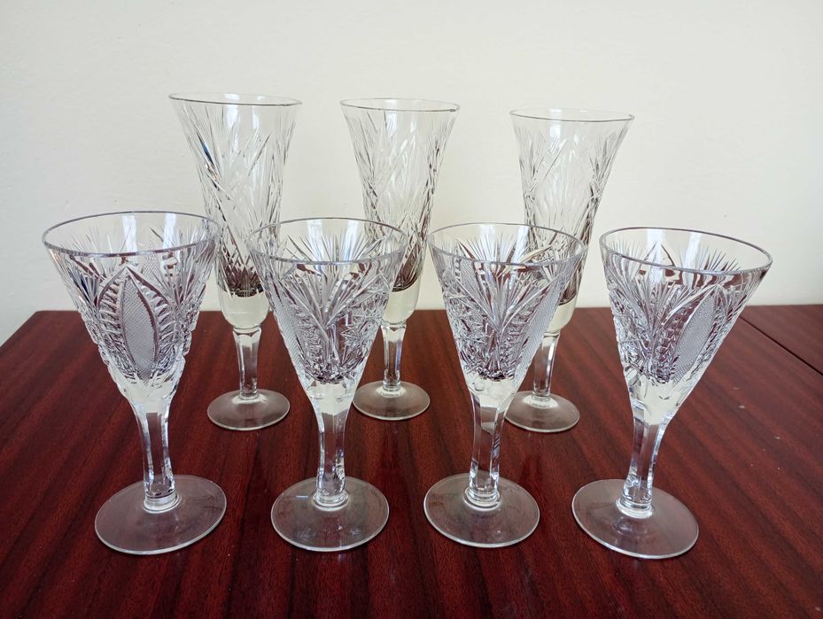 Kieliszki kryształowe PRL, różne wielkości