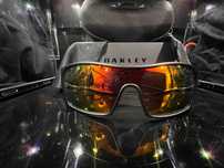 Okulary przeciwsłoneczne Oakley BATWOLF z polaryzacja